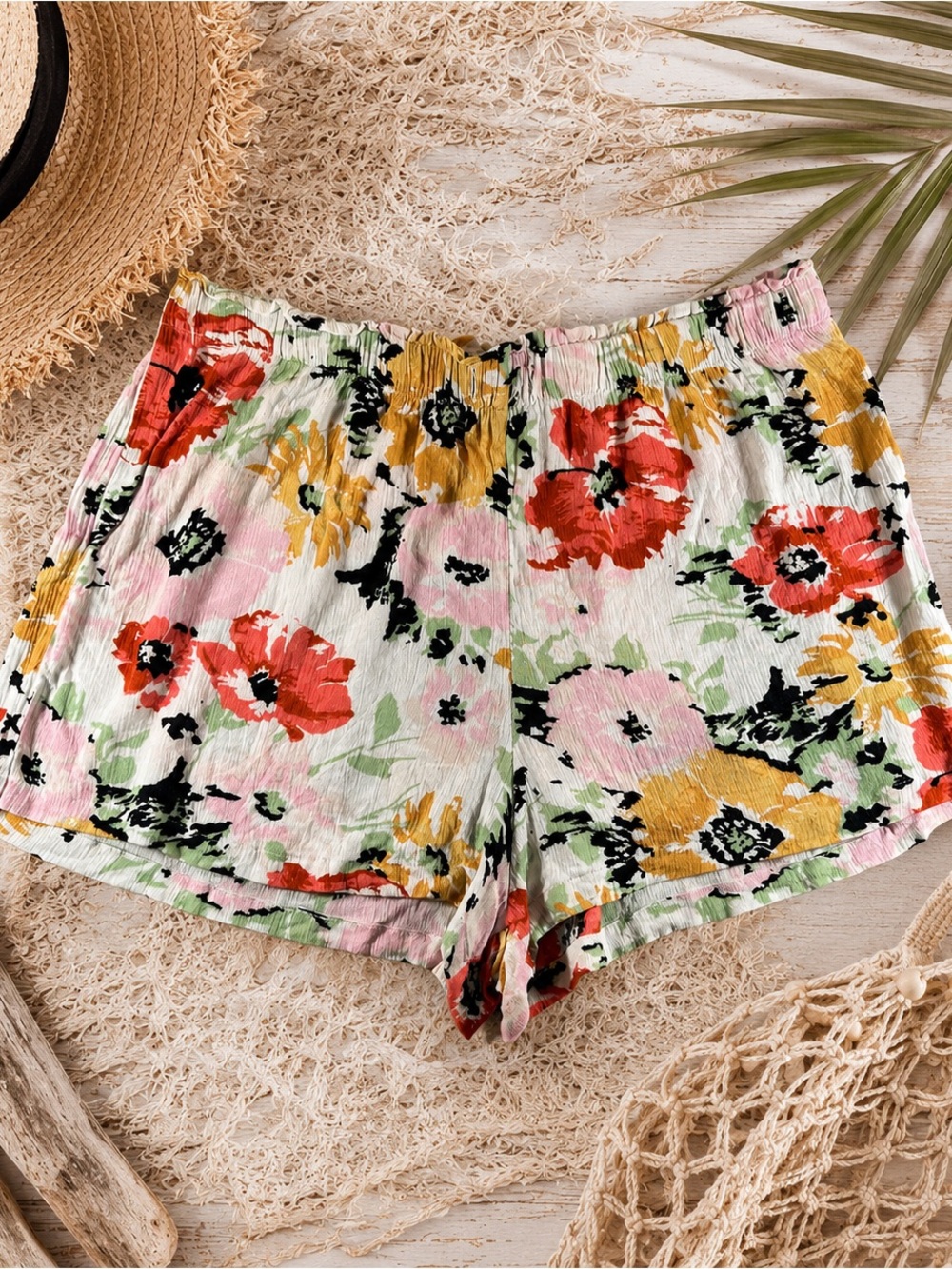 Volcom Floral Pull On Shorts Women’s Large Boho Beach Festival Viscose
